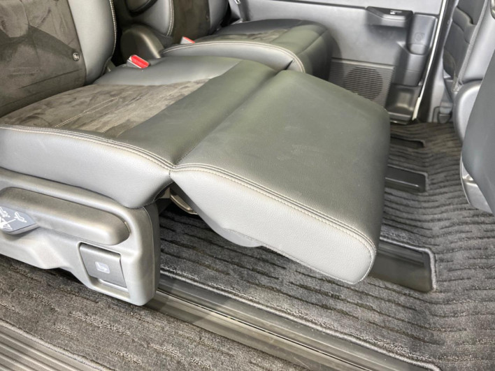 2024 Honda Step Wagon 6AA-RP8 (UW-6a24e167d6dc8)[26]