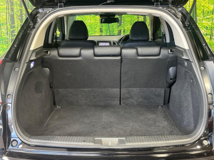 2017 Honda VEZEL DAA-RU3 (UW-6a24e1695ab4c)[28]
