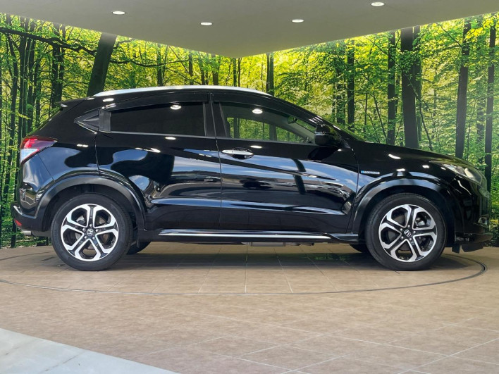 2017 Honda VEZEL DAA-RU3 (UW-6a24e1695ab4c)[9]