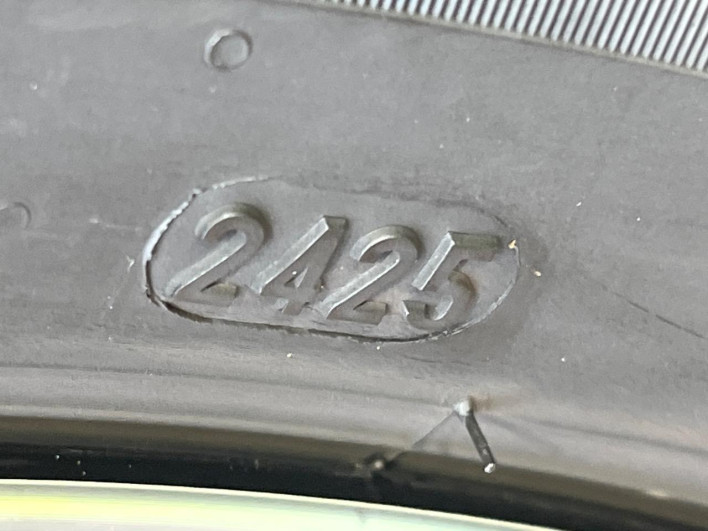 2017 Honda VEZEL DAA-RU3 (UW-6a24e1695ab4c)[17]