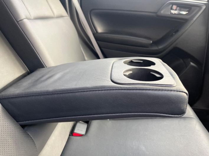 2015 Subaru Forester DBA-SJ5 (UW-6a24e17a44487)[28]