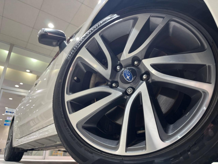 2015 Subaru Levorg DBA-VM4 (UW-6a24e1955f3dc)[16]