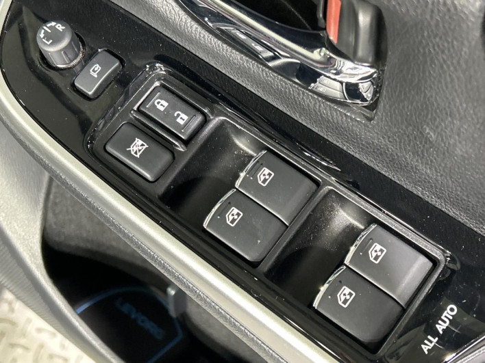 2017 Subaru Levorg DBA-VM4 (UW-6a24e196597ef)[20]