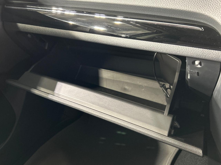 2017 Subaru Levorg DBA-VM4 (UW-6a24e196597ef)[27]