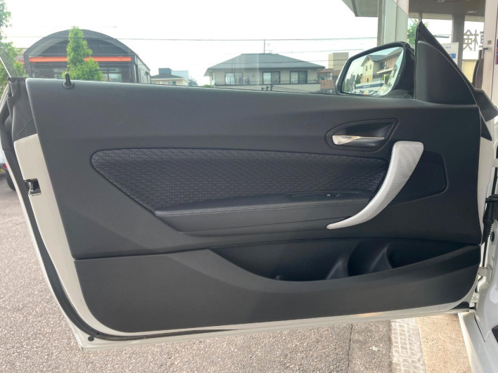 2015 BMW 2 Series DBA-1J20 (UW-6a24e19bee3cf)[14]