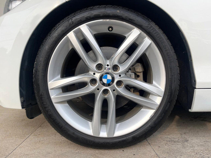 2015 BMW 2 Series DBA-1J20 (UW-6a24e19bee3cf)[13]