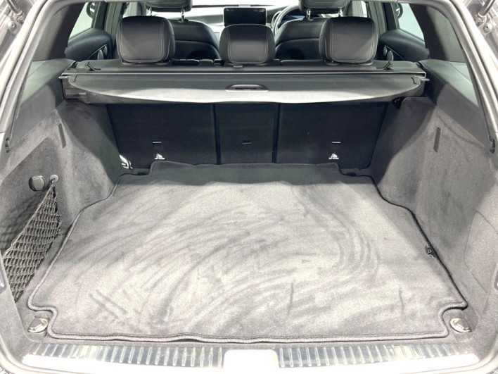 2020 Mercedes Benz C CLASS STATION WAGON 5AA-205277 (UW-6a24e1a1d63e9)[15]