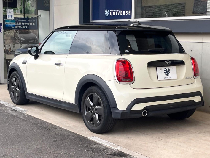 2022 Rover Mini 3DA-XY15MW (UW-6a24e1a40d567)[10]