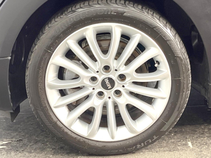 2016 Rover Mini LDA-LR20 (UW-6a24e1a5c5418)[9]