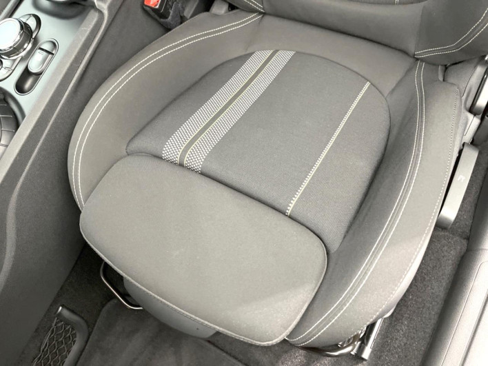 2016 Rover Mini LDA-LR20 (UW-6a24e1a5c5418)[12]