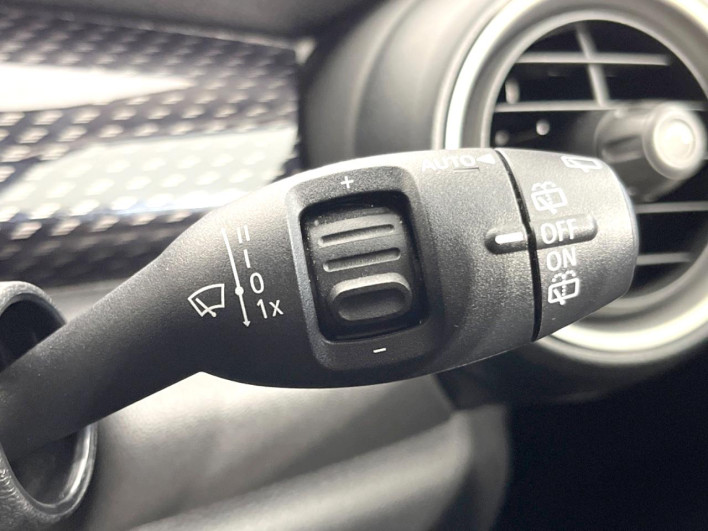 2015 Rover Mini DBA-XS20 (UW-6a24e1a6a64e1)[23]