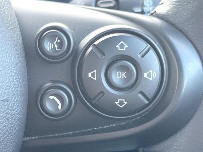 2018 Rover Mini DBA-XU15M (UW-6a24e1a86c585)[27]