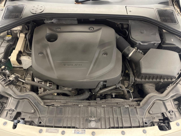 2017 Volvo V60 LDA-FD4204T (UW-6a24e1ab70de4)[4]