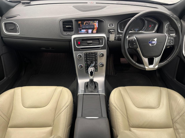 2017 Volvo V60 LDA-FD4204T (UW-6a24e1ab70de4)[22]