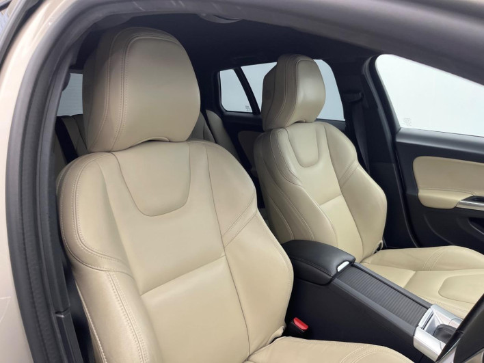2017 Volvo V60 LDA-FD4204T (UW-6a24e1ab70de4)[7]