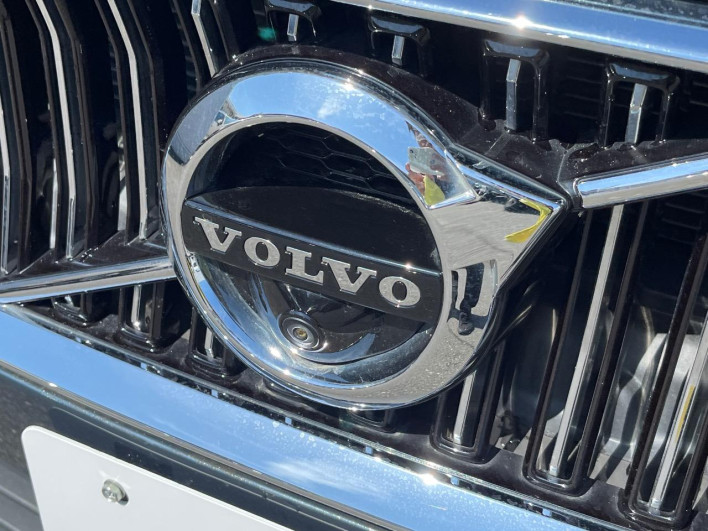 2021 Volvo V60 5AA-ZB420TM (UW-6a24e1ae4e5e8)[13]