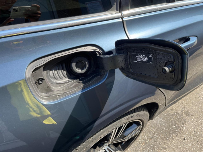 2021 Volvo V60 5AA-ZB420TM (UW-6a24e1ae4e5e8)[23]