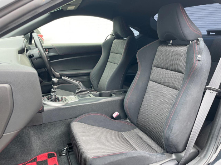 2014 Subaru BRZ DBA-ZC6 (UW-6a24e1b057d43)[28]