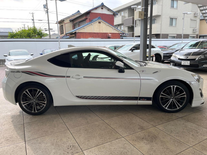 2016 Toyota 86 DBA-ZN6 (UW-6a24e1b2987b8)[9]