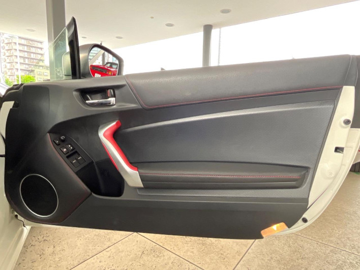 2016 Toyota 86 DBA-ZN6 (UW-6a24e1b2987b8)[29]