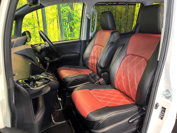 2015 Toyota Noah DBA-ZRR80W (UW-6a24e1b545658)[29]