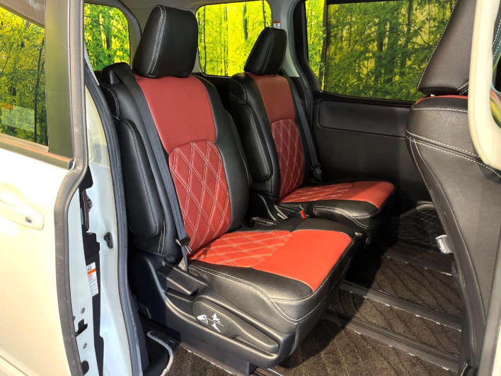 2015 Toyota Noah DBA-ZRR80W (UW-6a24e1b545658)[27]