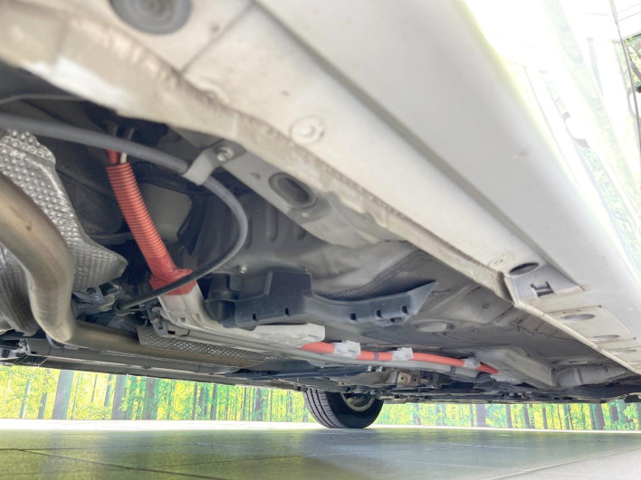 2013 Toyota Prius DAA-ZVW30 (UW-6a24e1c4c05f4)[23]