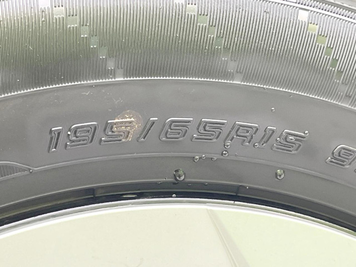 2013 Toyota Prius DAA-ZVW30 (UW-6a24e1c4c05f4)[18]