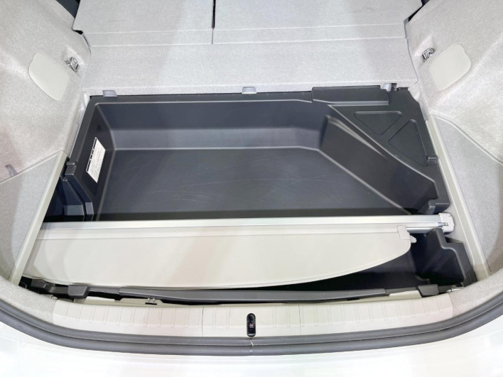 2013 Toyota Prius DAA-ZVW30 (UW-6a24e1c4c05f4)[24]