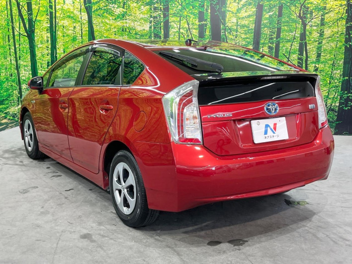 2014 Toyota Prius DAA-ZVW30 (UW-6a24e1c4f406b)[5]