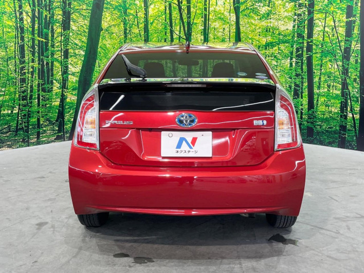 2014 Toyota Prius DAA-ZVW30 (UW-6a24e1c4f406b)[4]