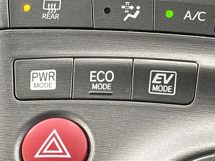 2014 Toyota Prius DAA-ZVW30 (UW-6a24e1c4f406b)[25]