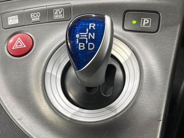 2014 Toyota Prius DAA-ZVW30 (UW-6a24e1c4f406b)[26]