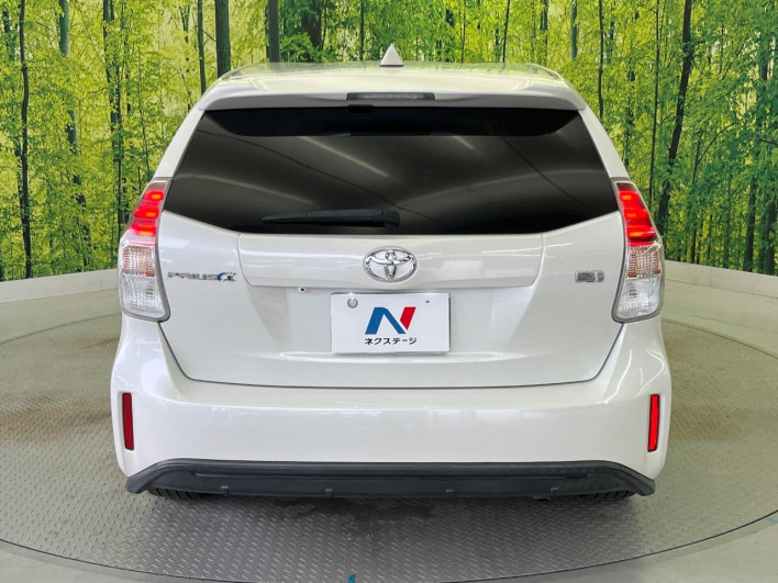 2015 Toyota Prius α DAA-ZVW41W (UW-6a24e1c8d3057)[23]