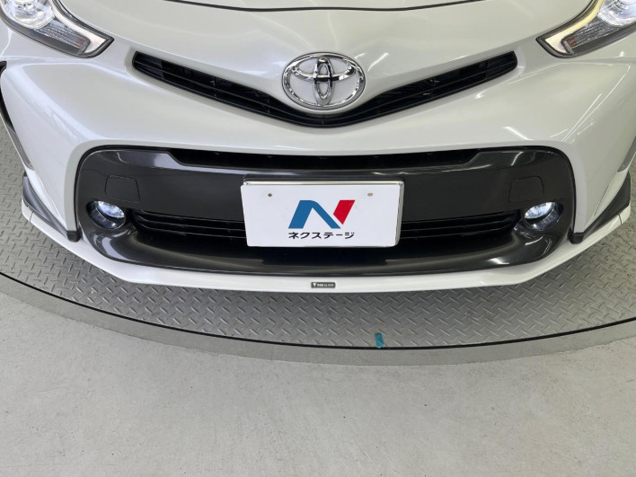 2015 Toyota Prius α DAA-ZVW41W (UW-6a24e1c8d3057)[21]