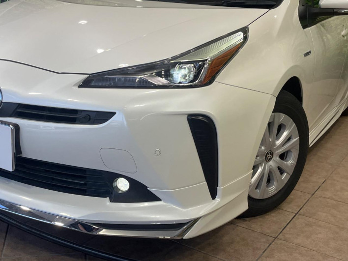 2020 Toyota Prius DAA-ZVW51 (UW-6a24e1cced523)[16]