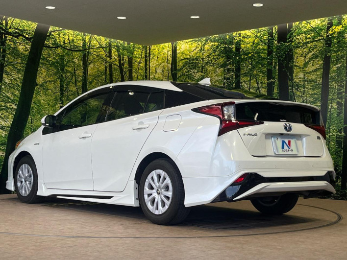 2020 Toyota Prius DAA-ZVW51 (UW-6a24e1cced523)[14]