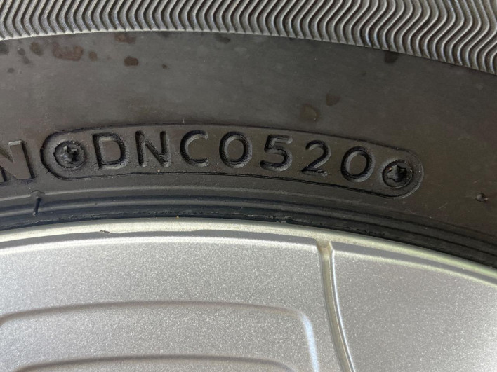 2020 Toyota Prius DAA-ZVW51 (UW-6a24e1cced523)[18]