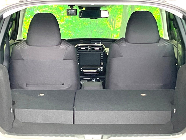 2022 Toyota Prius 6AA-ZVW51 (UW-6a24e1cdda265)[24]