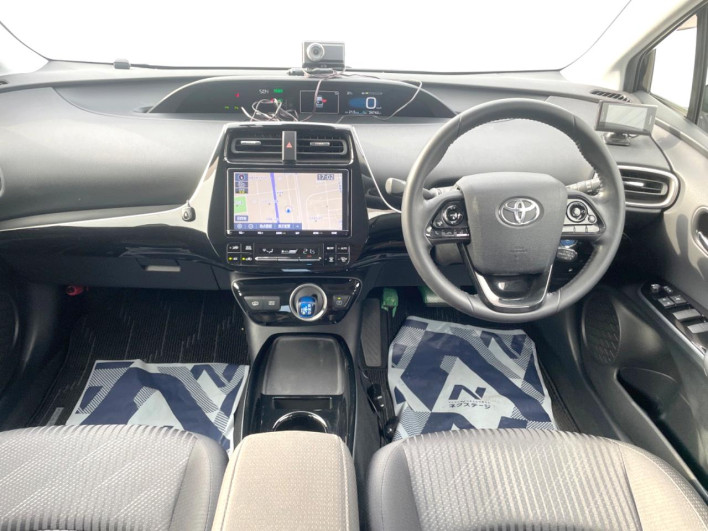 2019 Toyota Prius PHV DLA-ZVW52 (UW-6a24e1cf5c845)[24]