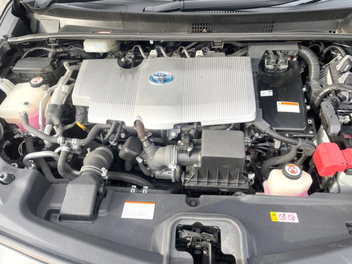 2019 Toyota Prius PHV DLA-ZVW52 (UW-6a24e1cf5c845)[4]