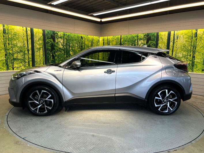 2018 Toyota C-HR DAA-ZYX10 (UW-6a24e1e224227)[7]