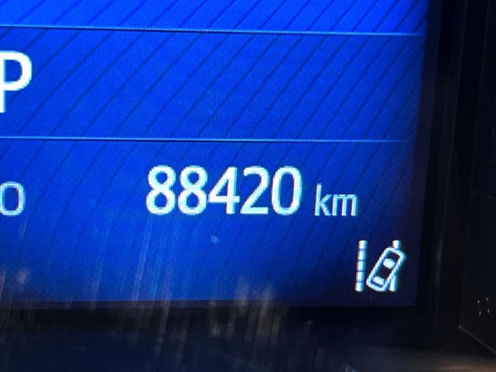 2018 Toyota C-HR DAA-ZYX10 (UW-6a24e1e224227)[2]