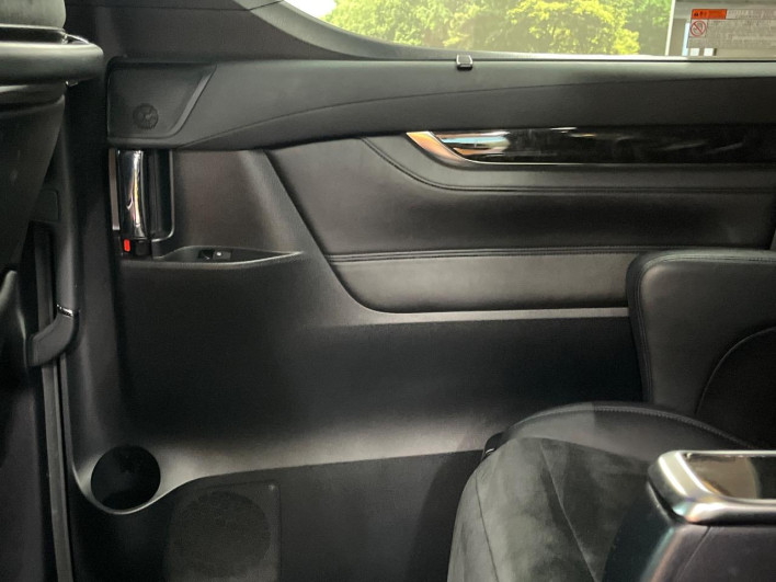 2017 Toyota Alphard DBA-AGH30W (UW-6a26314a97e58)[16]