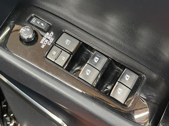 2017 Toyota Alphard DBA-AGH30W (UW-6a26314a97e58)[28]