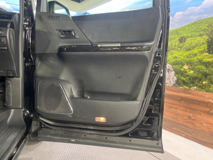 2012 Toyota Alphard DBA-ANH20W (UW-6a26315d0116c)[21]