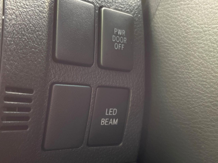 2013 Toyota Alphard DBA-ANH20W (UW-6a26315dd0c07)[22]