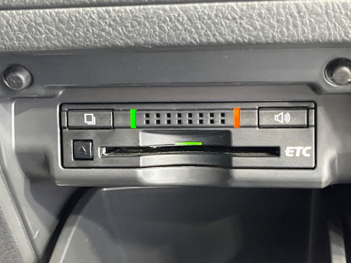 2014 Toyota Vellfire DBA-ANH20W (UW-6a26315ee071b)[9]