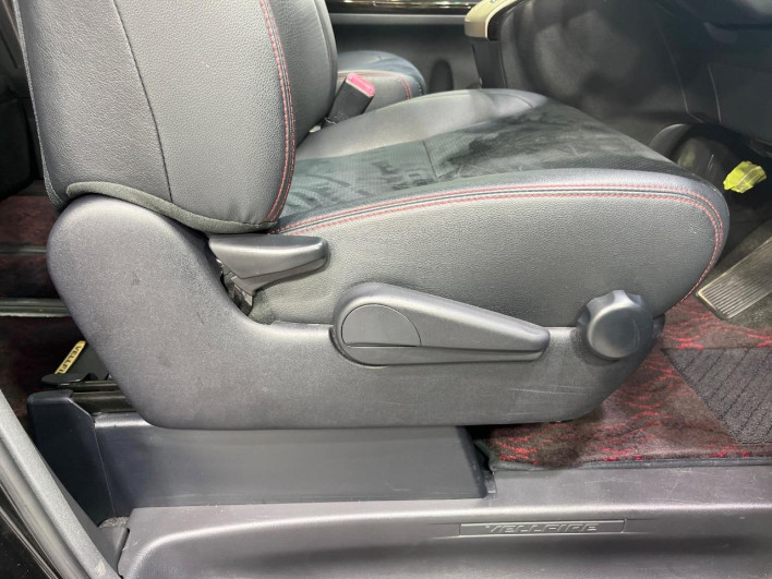 2014 Toyota Vellfire DBA-ANH20W (UW-6a26315ee071b)[22]