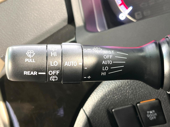 2014 Toyota Alphard DBA-ANH20W (UW-6a26315f9fce7)[16]